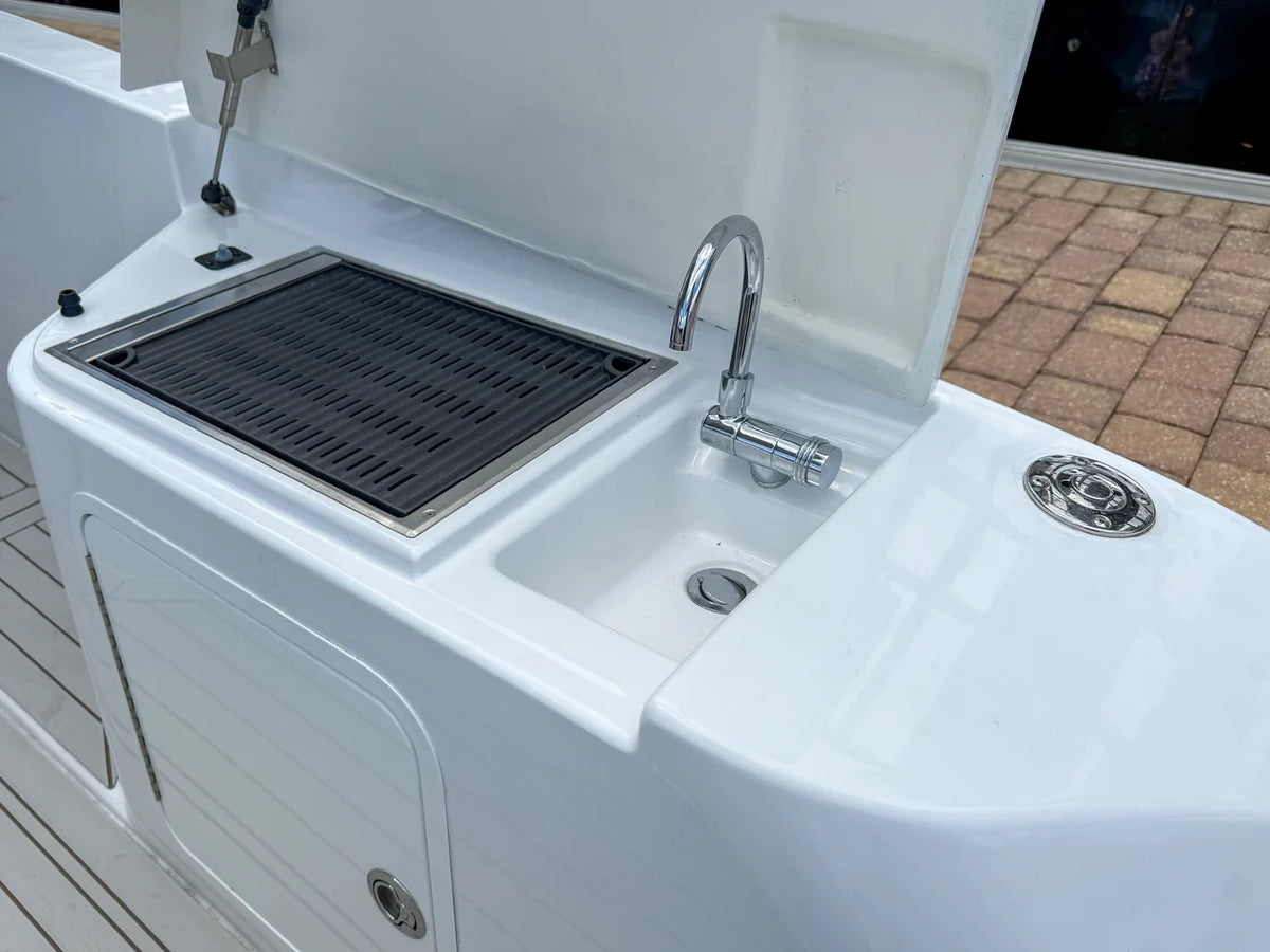 2026 Cruisers Yachts 38 VTR 38.0 feet, Fort Myers, FL #10