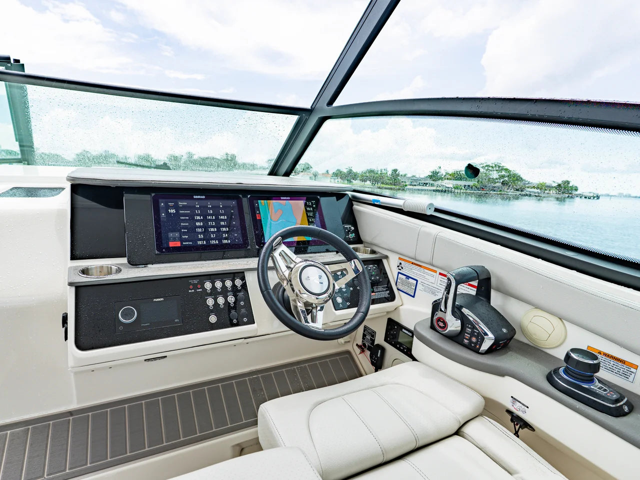 2024 Sea Ray 320 SUNDANCER OB 32.0 feet, St Petersburg, FL #12