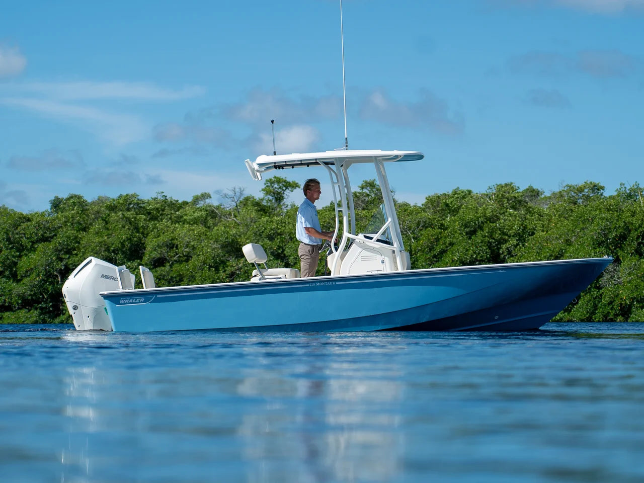 2026 Boston Whaler 210 Montauk 21.0 feet, Fort Myers, FL #22