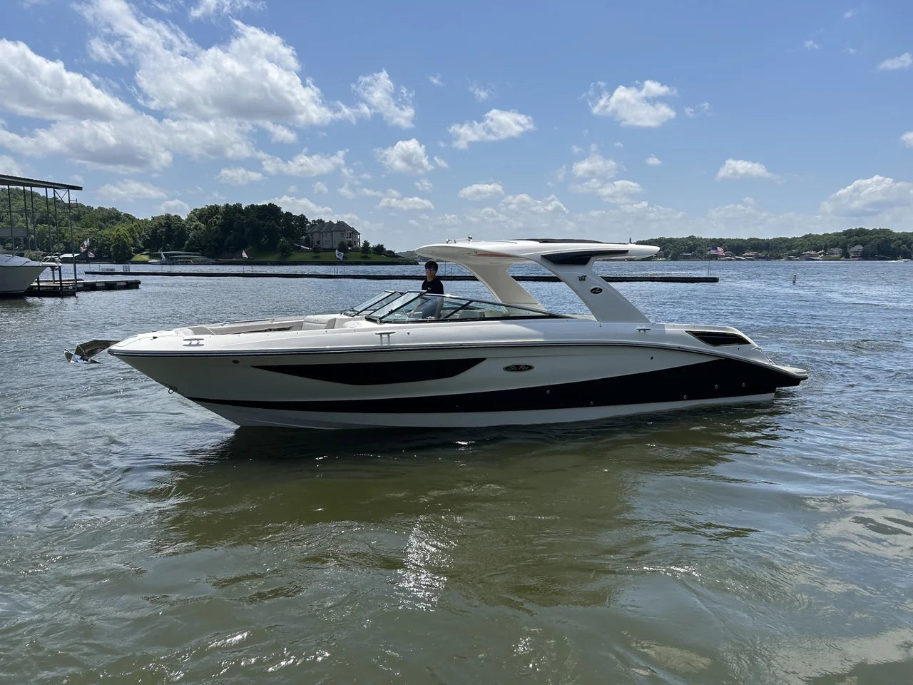2025 Sea Ray SLX 350 35.0 feet, Lake Ozark, MO #1