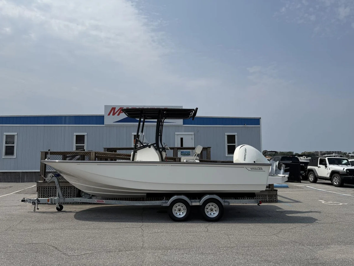 2027 Boston Whaler 210 Montauk 21.0 feet, Fort Walton Beach, Florida #1