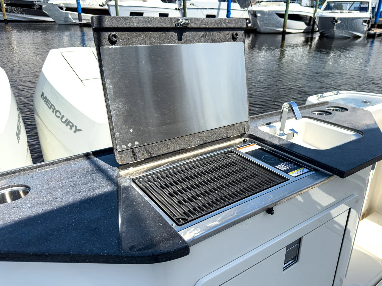 2026 Boston Whaler 365 Conquest 36.0 feet, Fort Myers, FL #6