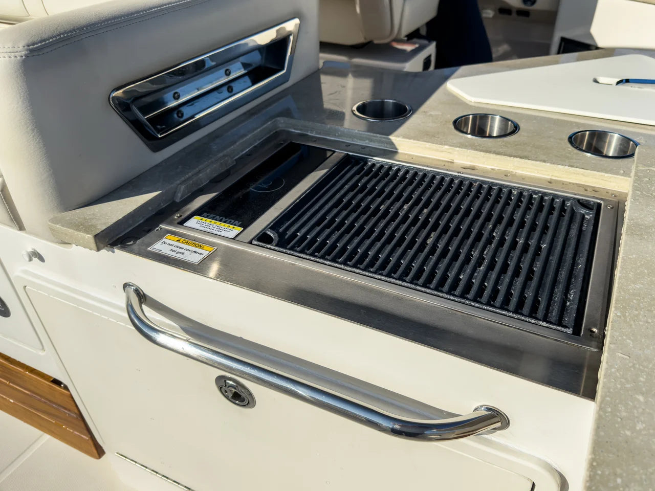 2022 Boston Whaler 350 Realm 35.0 feet, Fort Myers, FL #10
