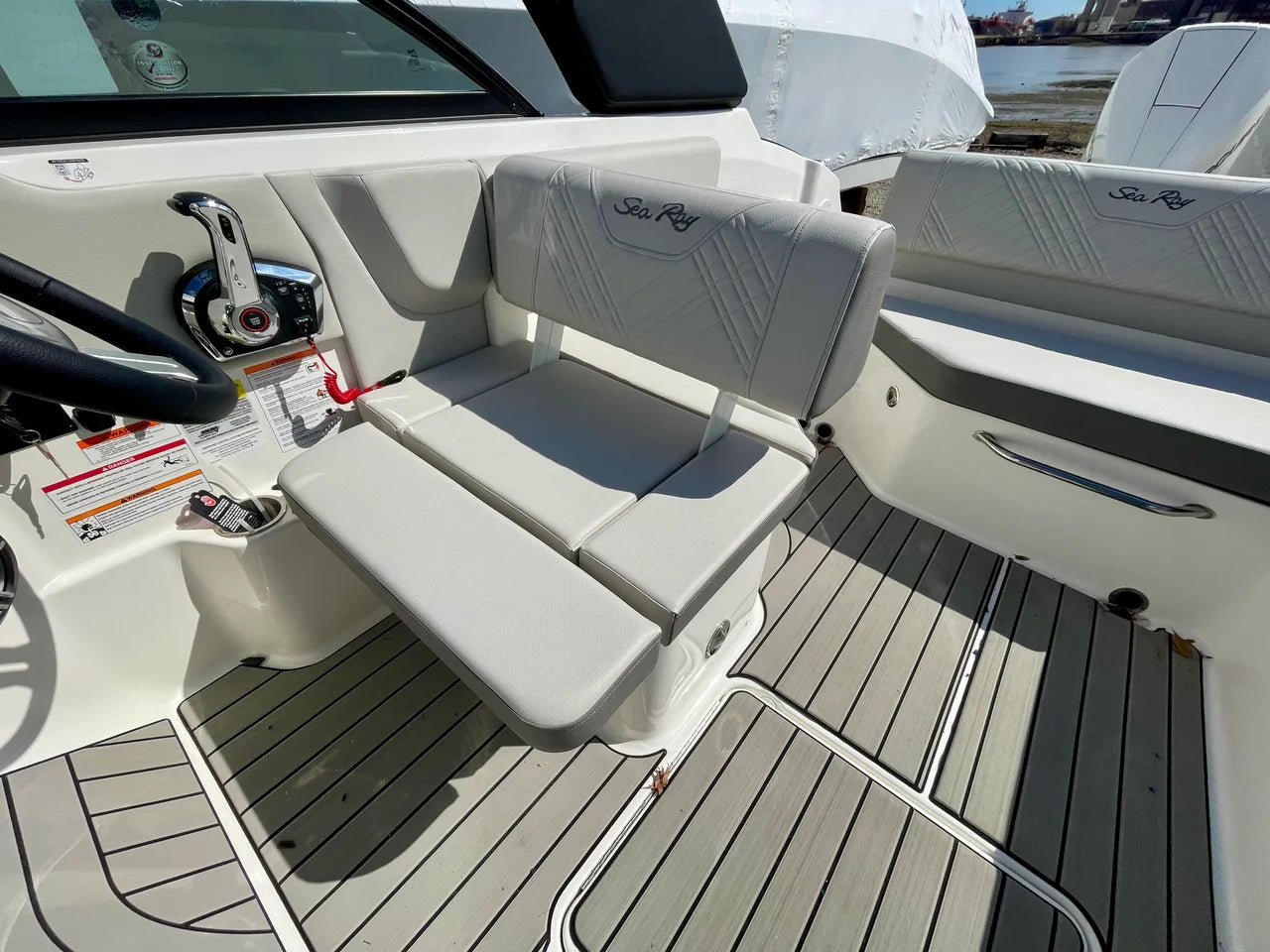 2026 Sea Ray SDX 230 Outboard 23.0 feet, Quincy, MA #13