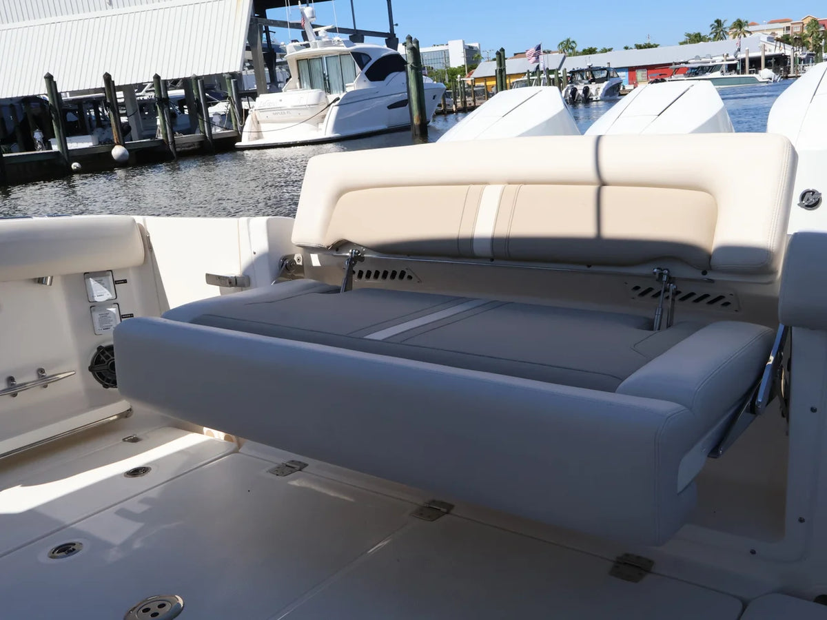 2027 Boston Whaler 350 Realm 35.0 feet, Naples, Florida #18