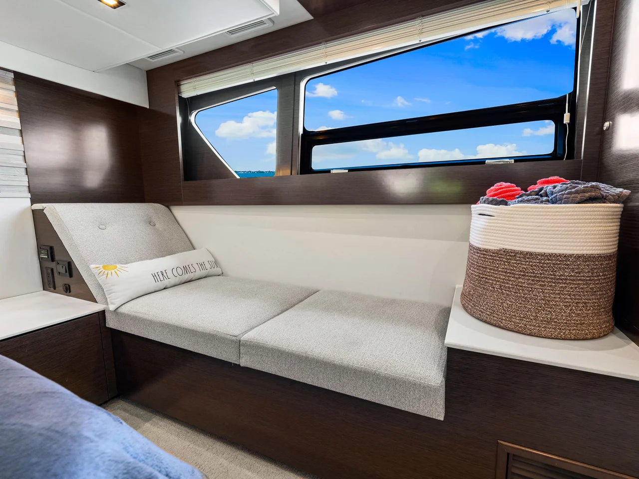 2020 Cruisers Yachts 50 CANTIUS 49.0 feet, Venice, Florida #67