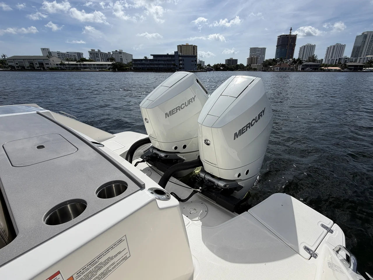 2027 Boston Whaler 330 Vantage 33.0 feet, Pompano Beach, Florida #25