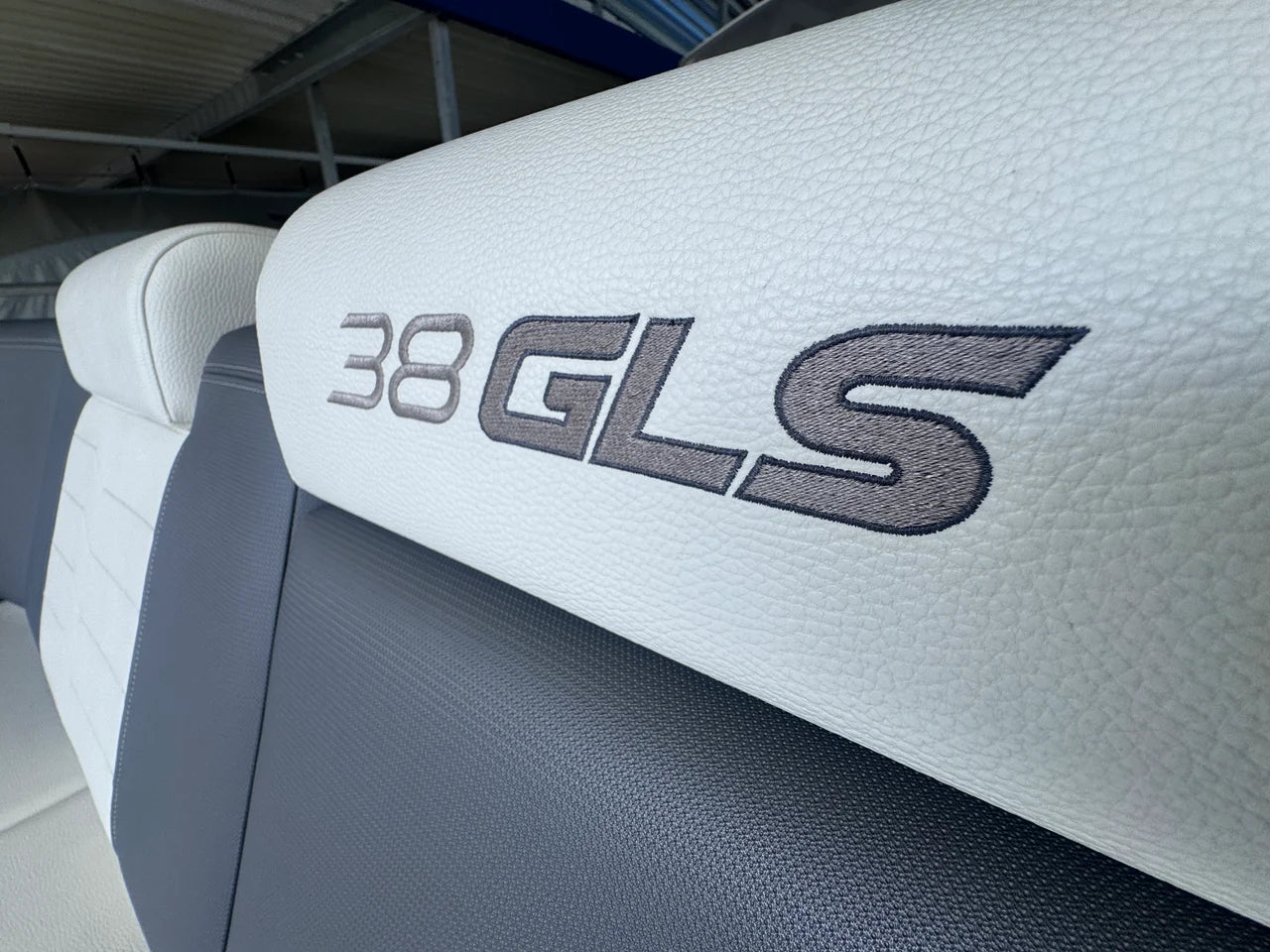 2023 Cruisers Yachts 38 GLS 38.0 feet, Lake Ozark, MO #24