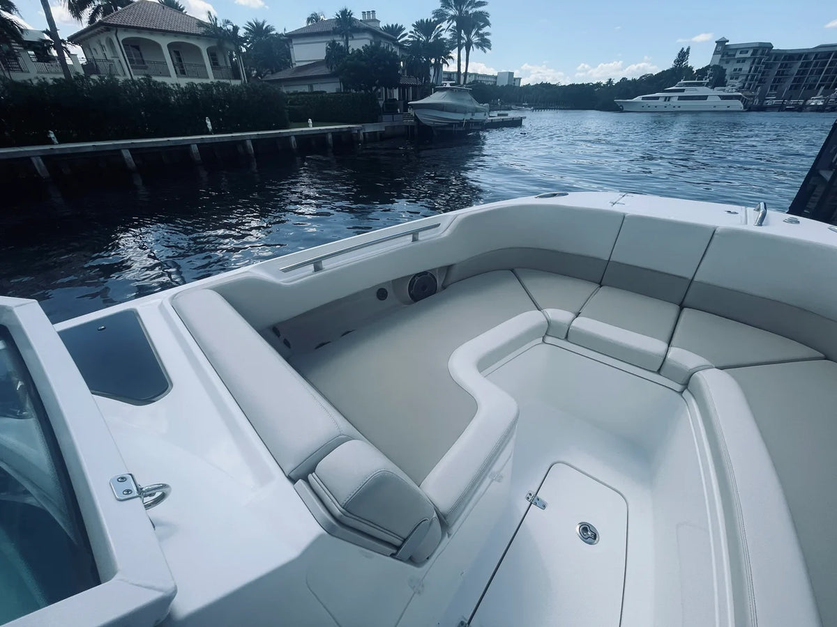 2022 Boston Whaler 320 VANTAGE 32.0 feet, Delray Beach, FL #13