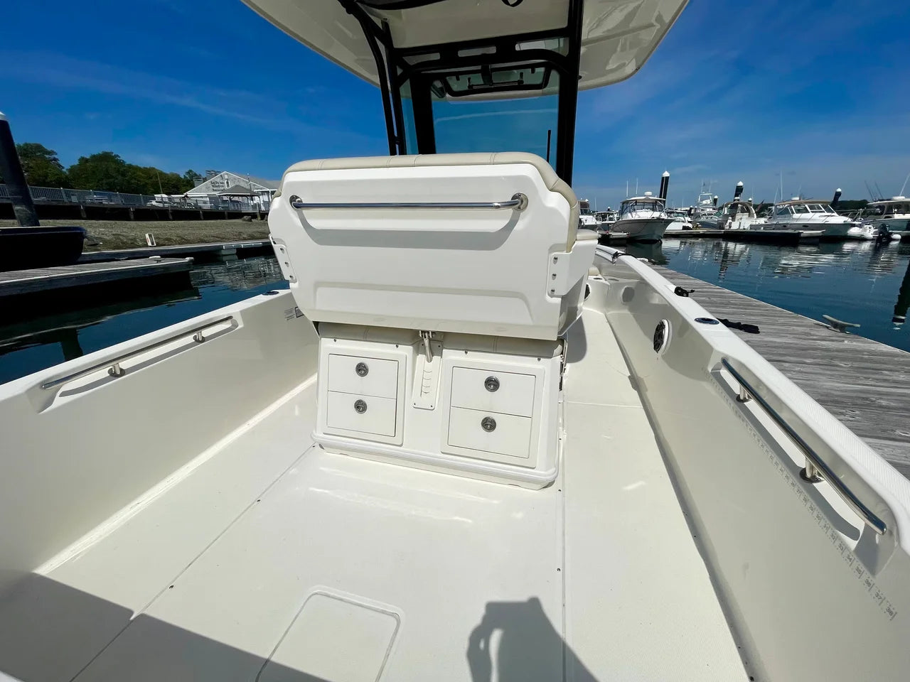 2023 Boston Whaler 280 DAUNTLESS 28.0 feet, Quincy, MA #6