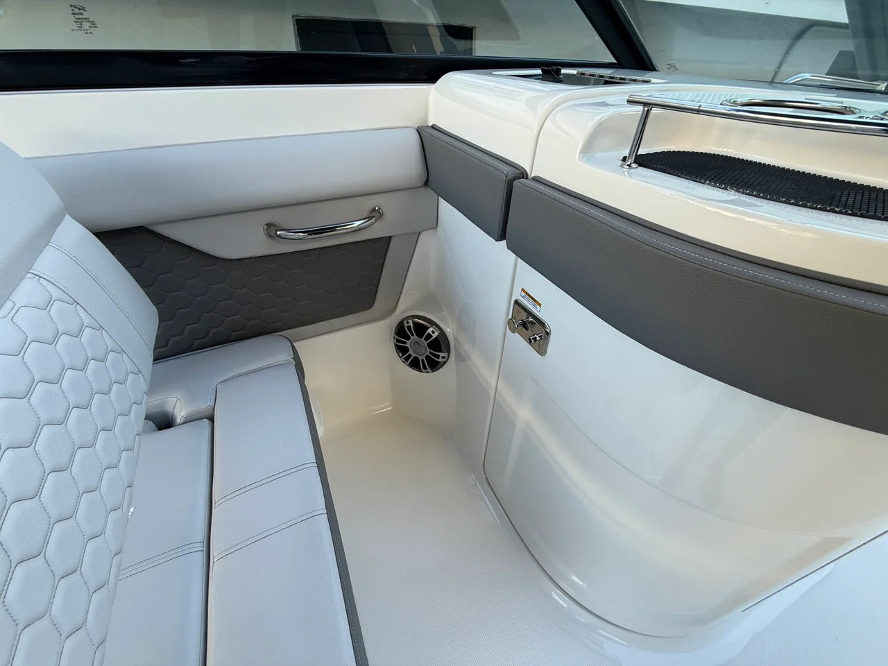 2024 Sea Ray SDX 270 Outboard 27.0 feet, Miami, FL #12