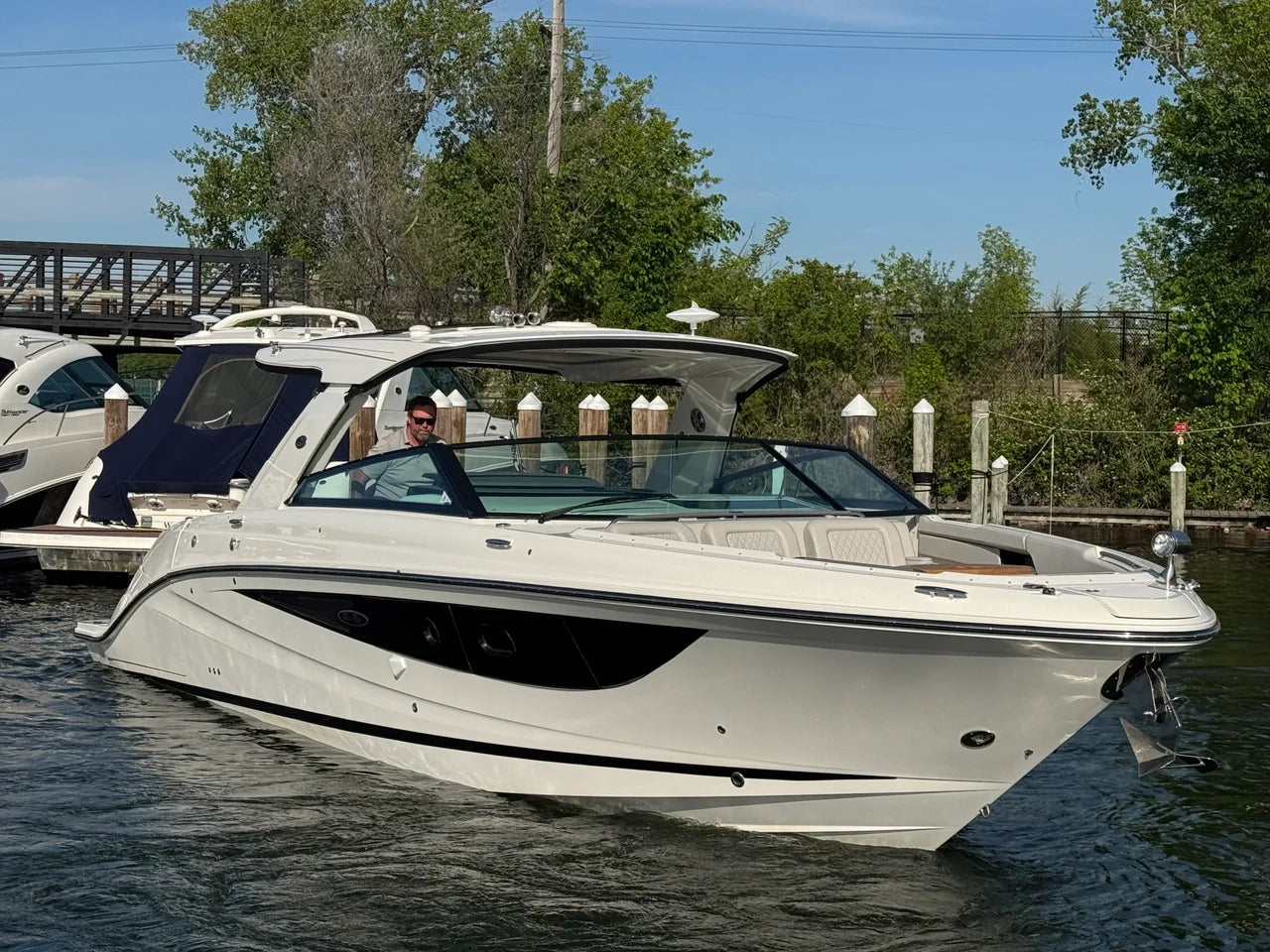 2023 Sea Ray 400 SLX 39.0 feet, Excelsior, Minnesota #3