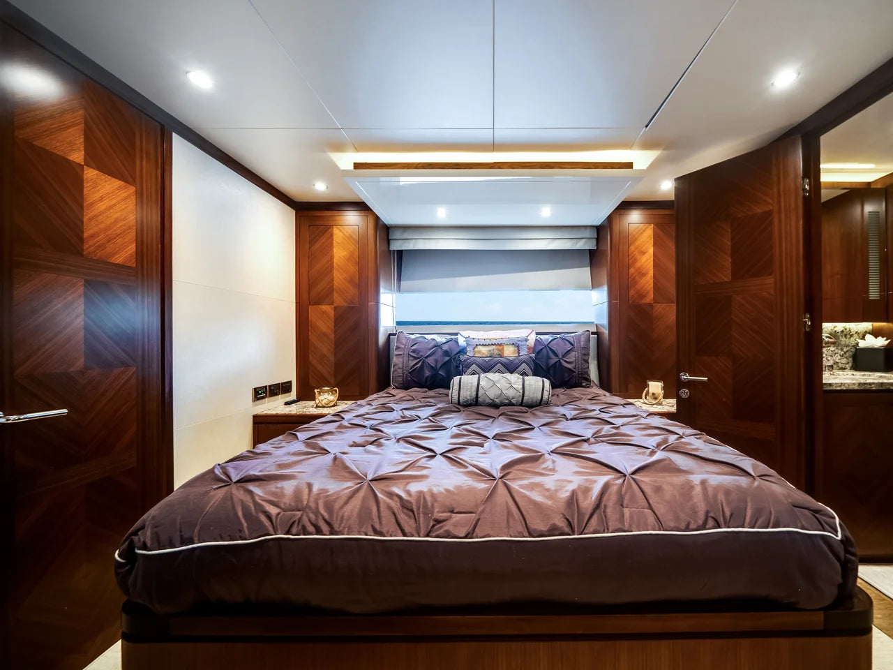 2016 Ocean Alexander 90 SKY LOUNGE 90.0 feet, Ft Lauderdale, FL #37