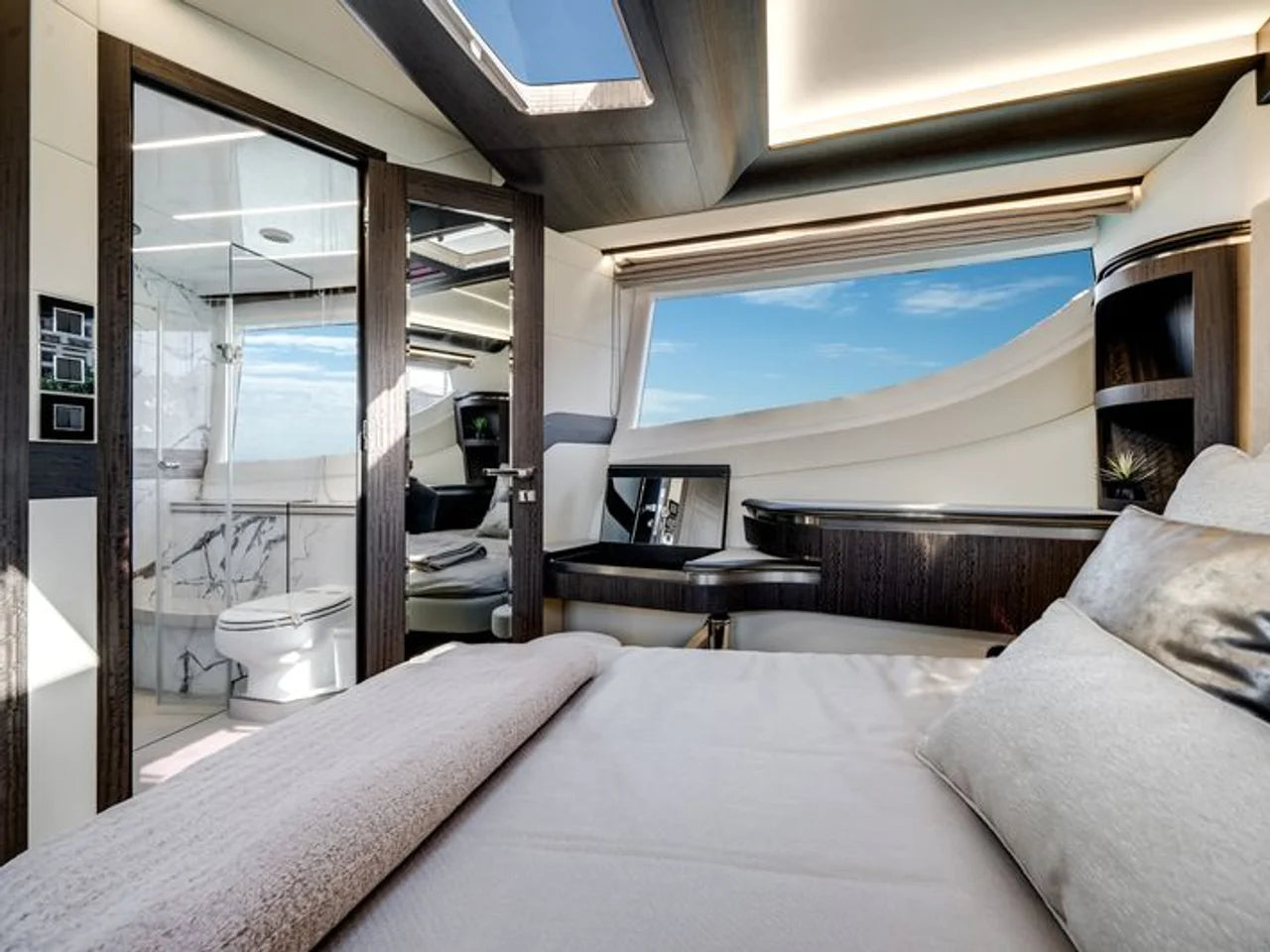 2024 Galeon 560 FLY 58.0 feet, Pompano Beach, FL #25