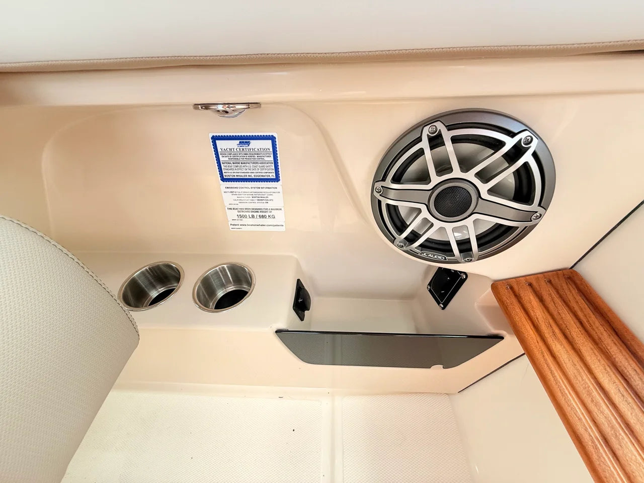 2027 Boston Whaler 330 Vantage 33.0 feet, St Petersburg, FL #62