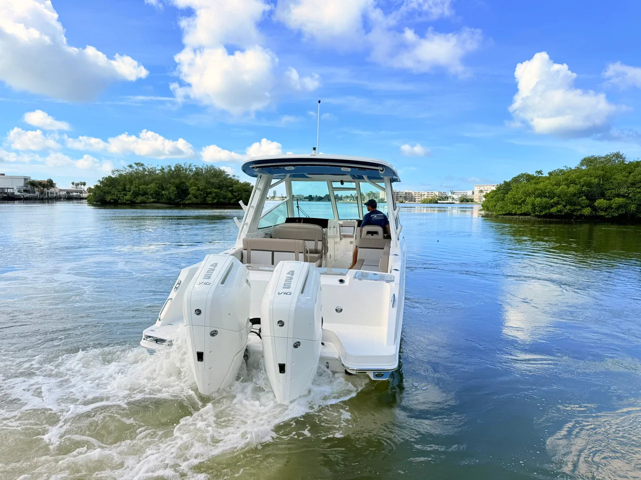 2027 Boston Whaler 330 Vantage 33.0 feet, St Petersburg, FL #17
