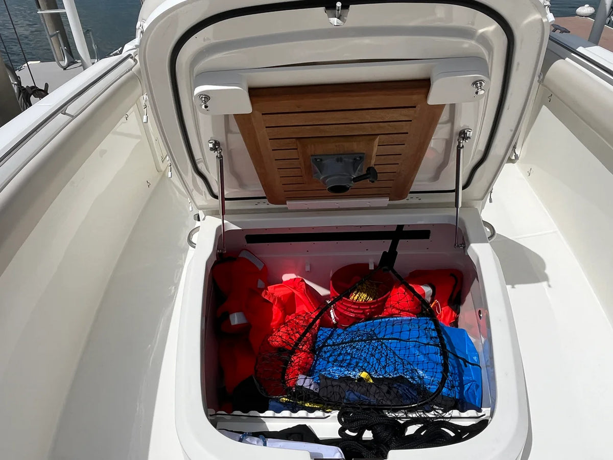 2019 Boston Whaler 330 OUTRAGE 33.0 feet, Ocean View, NJ #10