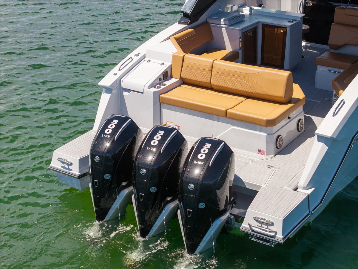 2027 Cruisers Yachts 38 GLS Outboard 38.0 feet, Miami, FL #14