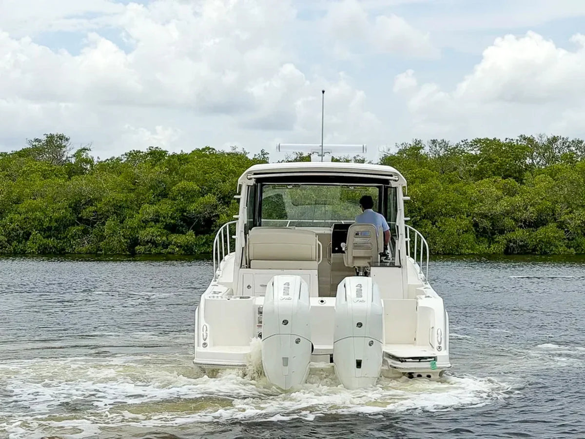 2027 Boston Whaler 325 Conquest 32.0 feet, Fort Myers, FL #5