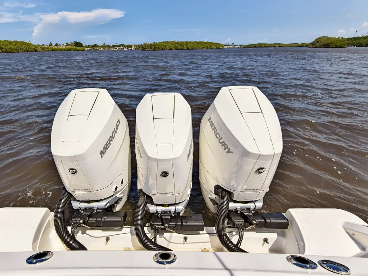 2025 Boston Whaler 350 REALM 35.0 feet, Stuart, Florida #59