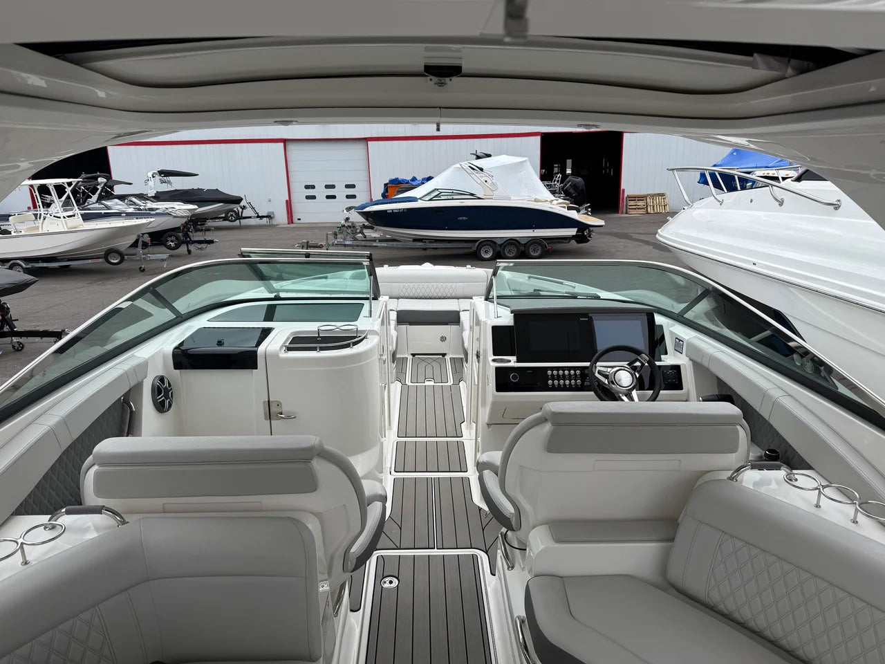 2026 Sea Ray 350 SLX 35.0 feet, Excelsior, Minnesota #11
