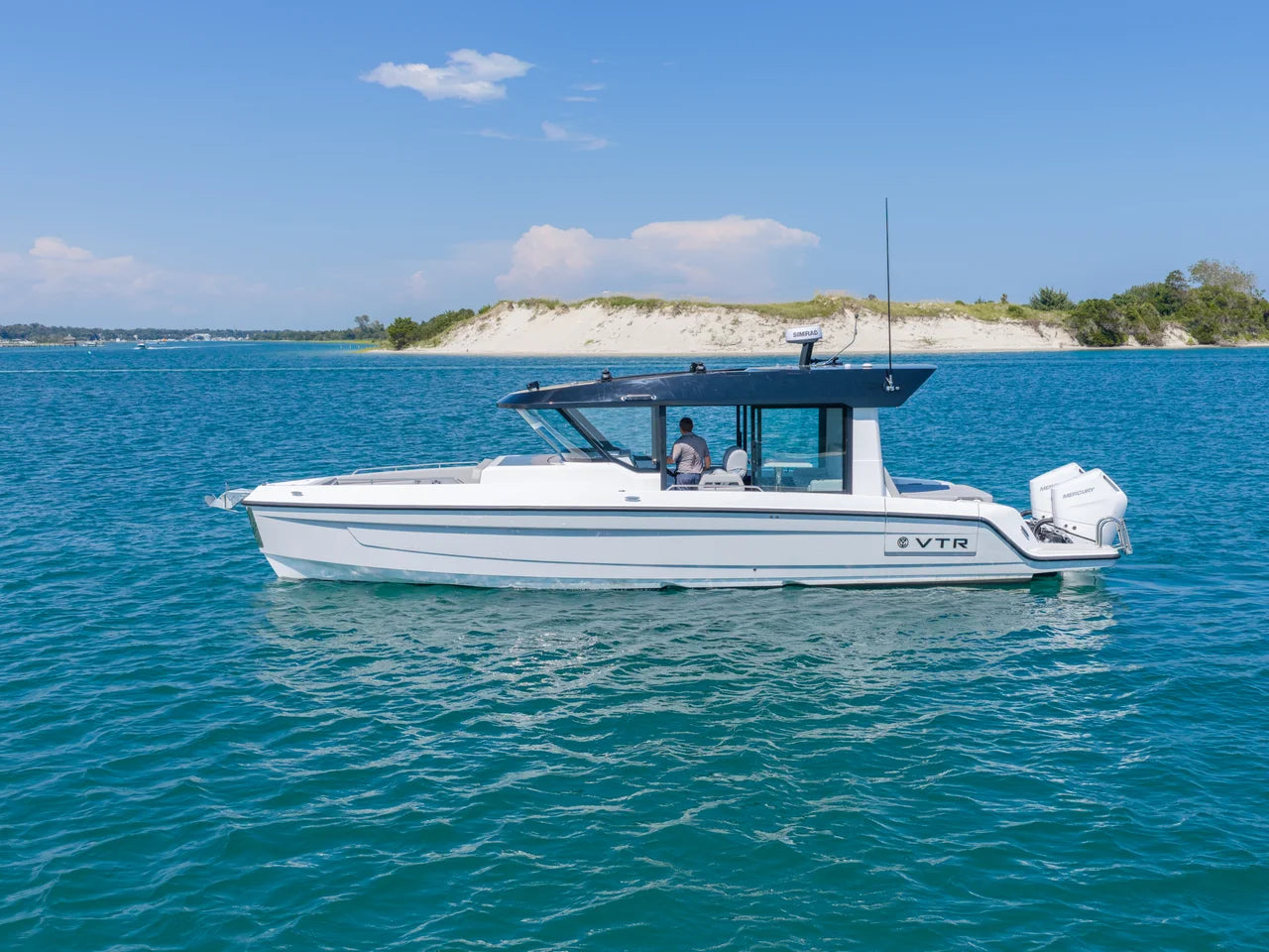 2027 Cruisers Yachts 38 VTR EC 38.0 feet, Wrightsville Beach, North Carolina #5