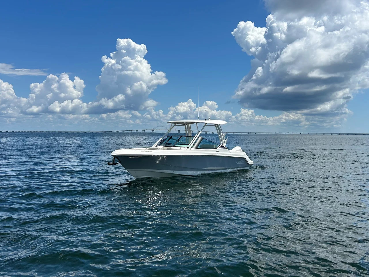 2027 Boston Whaler 240 Vantage 24.0 feet, Pensacola, Florida #3
