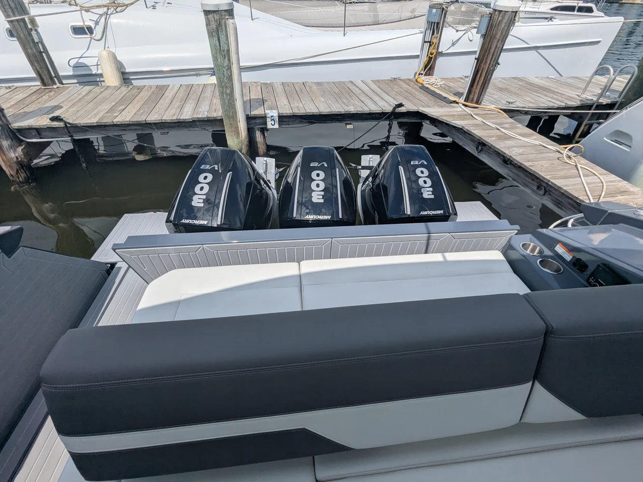 2024 Cruisers Yachts 38 GLS-OB 38.0 feet, Grasonville, MD #18