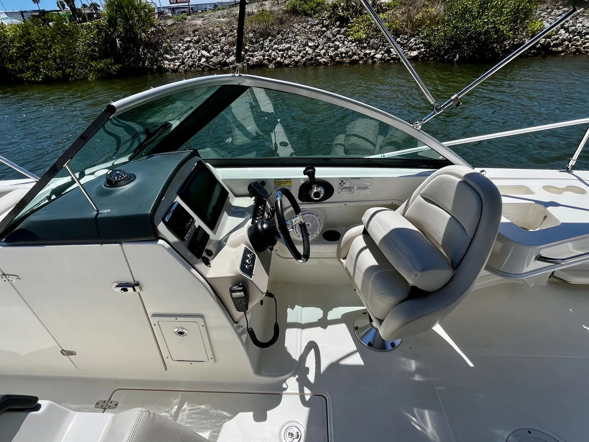 2015 Boston Whaler 230 VANTAGE 24.0 feet, Venice, Florida #19
