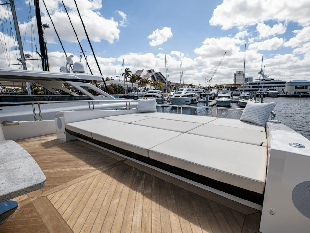2026 Ocean Alexander 30R 98.0 feet, Pompano Beach, FL #11