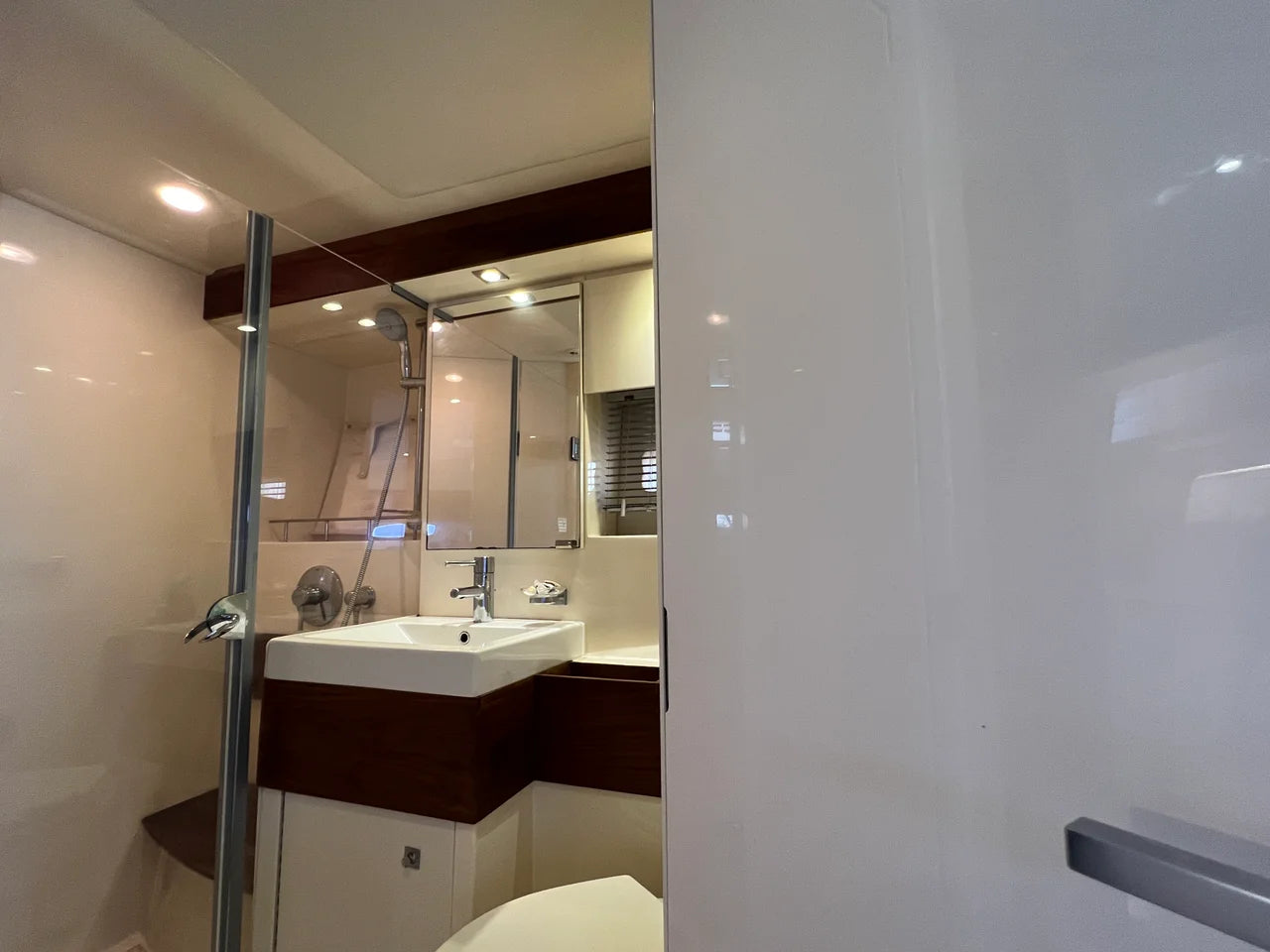 2015 Sea Ray 410 Sundancer 41.0 feet, Huntington, NY #88