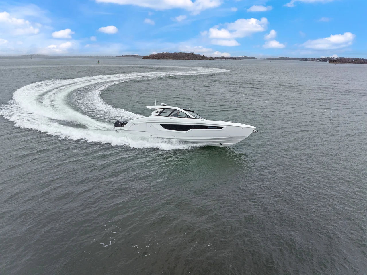 2026 Cruisers Yachts 50GLS OB 50.0 feet, Quincy, MA #3