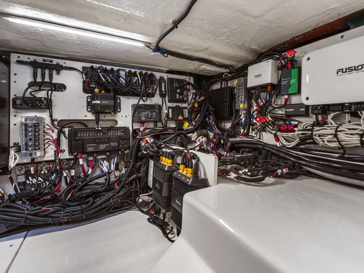 2026 Sea Ray SLX 360 Outboard  36.0 feet, Inuvik, Northwest Territories #62