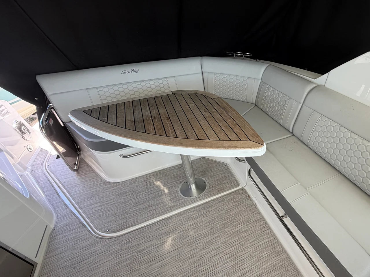2024 Sea Ray 320 SUNDANCER OB 32.0 feet, Cocoa, Florida #5