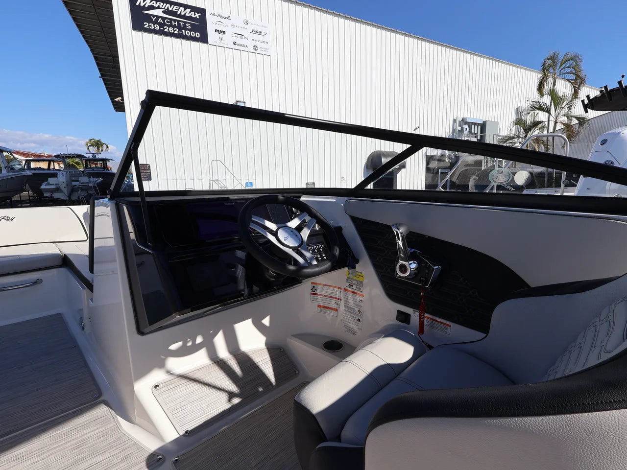 2026 Sea Ray SPX 210 Outboard 21.0 feet, Naples, Florida #17