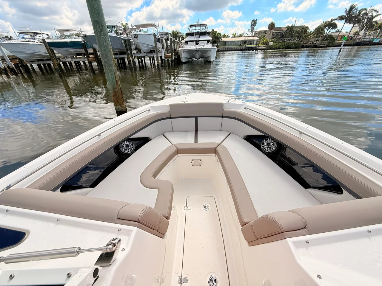 2027 Boston Whaler 330 Vantage 33.0 feet, St Petersburg, FL #79