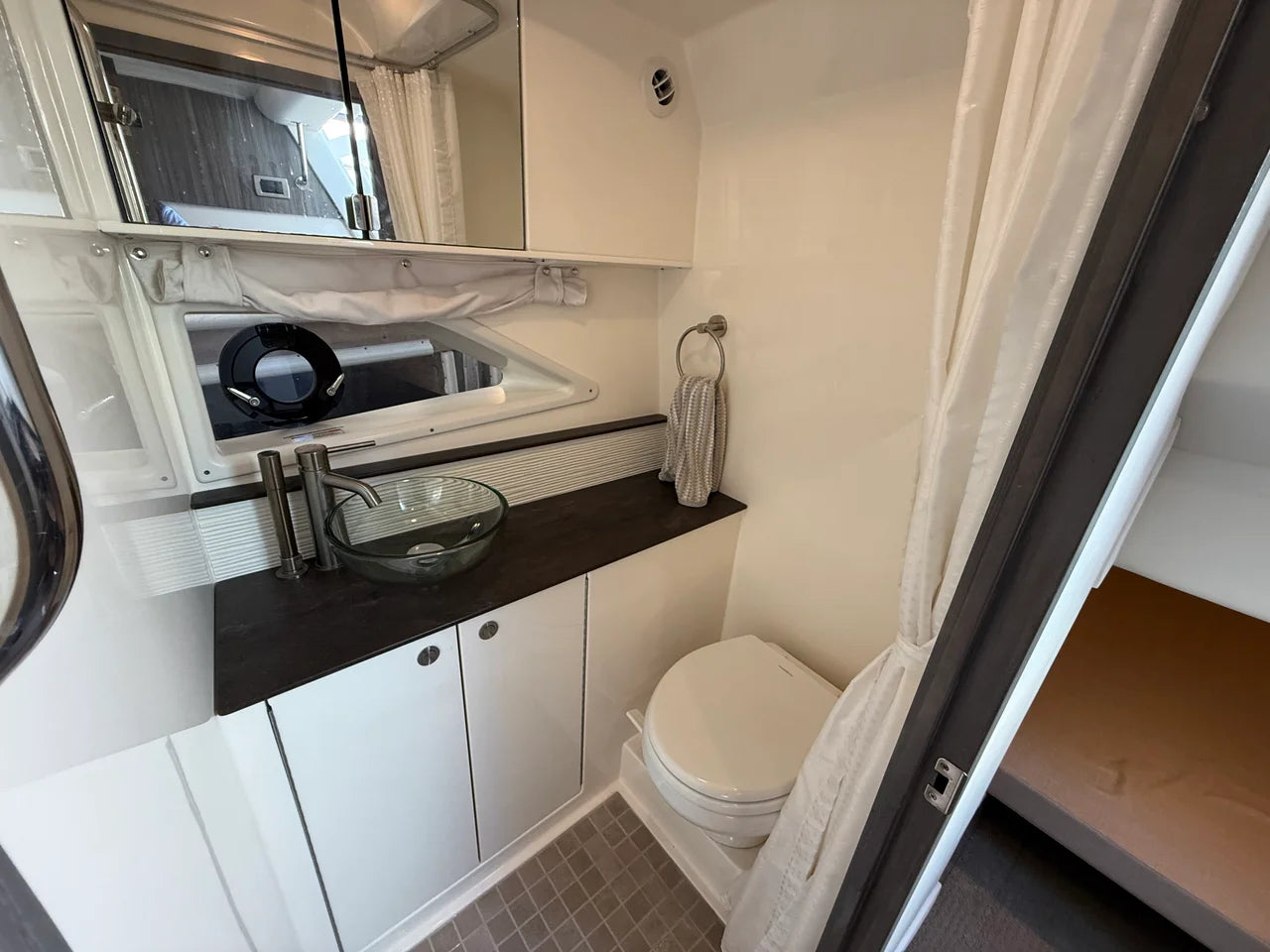 2021 Sea Ray 320 SUNDANCER 32.0 feet, Brick Township, New Jersey #66