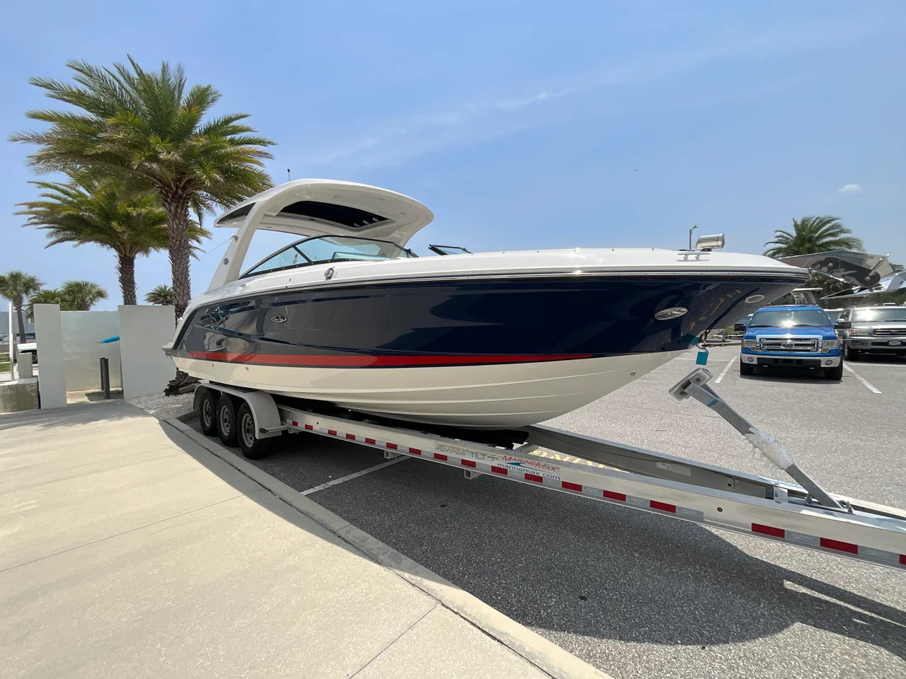 2027 Sea Ray SLX 310 Outboard 31.0 feet, Jacksonville Beach, Florida #3
