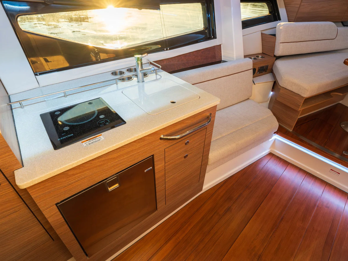 2026 Boston Whaler 365 Conquest 36.0 feet, Wrightsville Beach, North Carolina #42