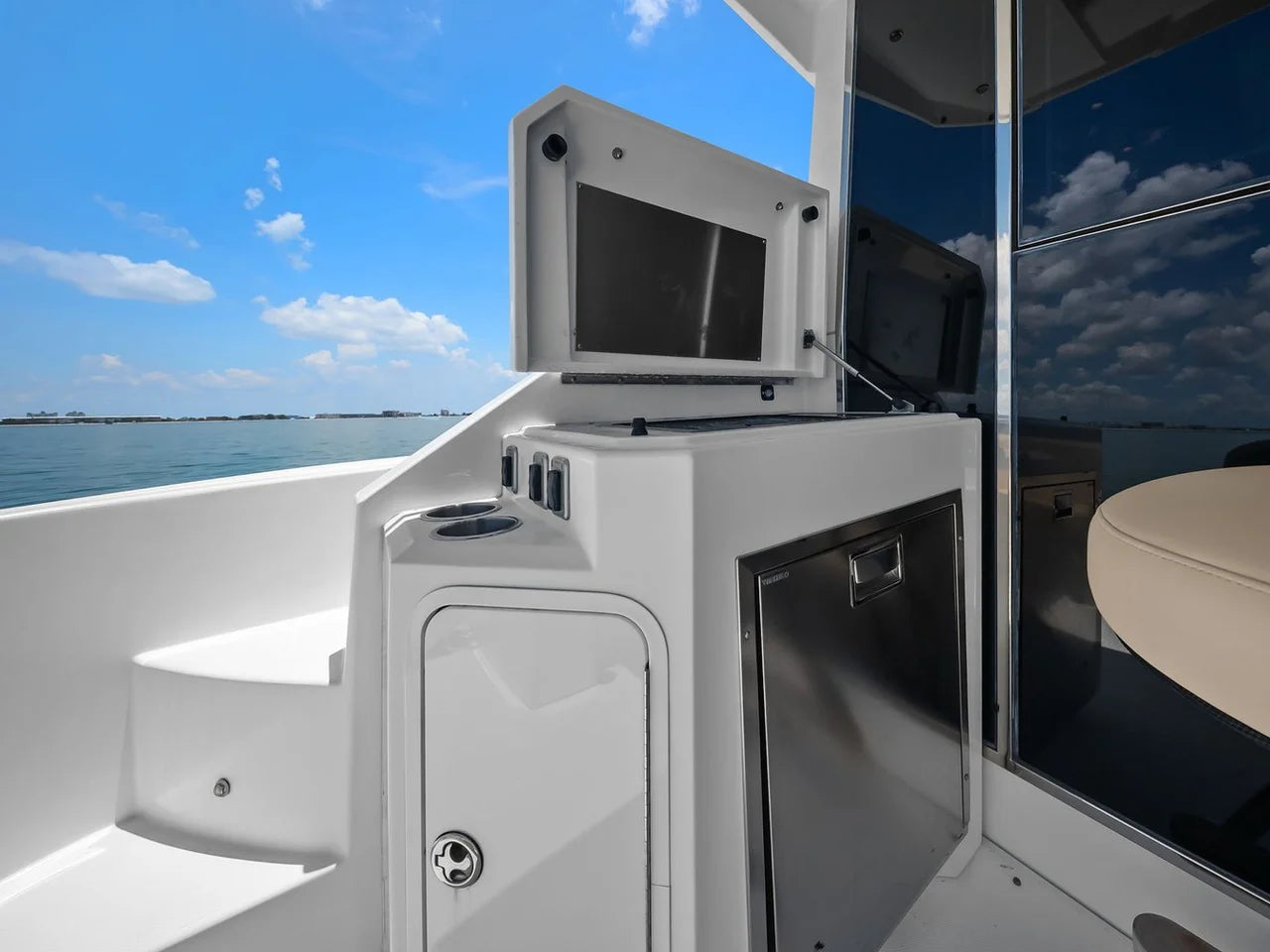 2014 Cruisers Yachts 45 CANTIUS 45.0 feet, St Petersburg, FL #65