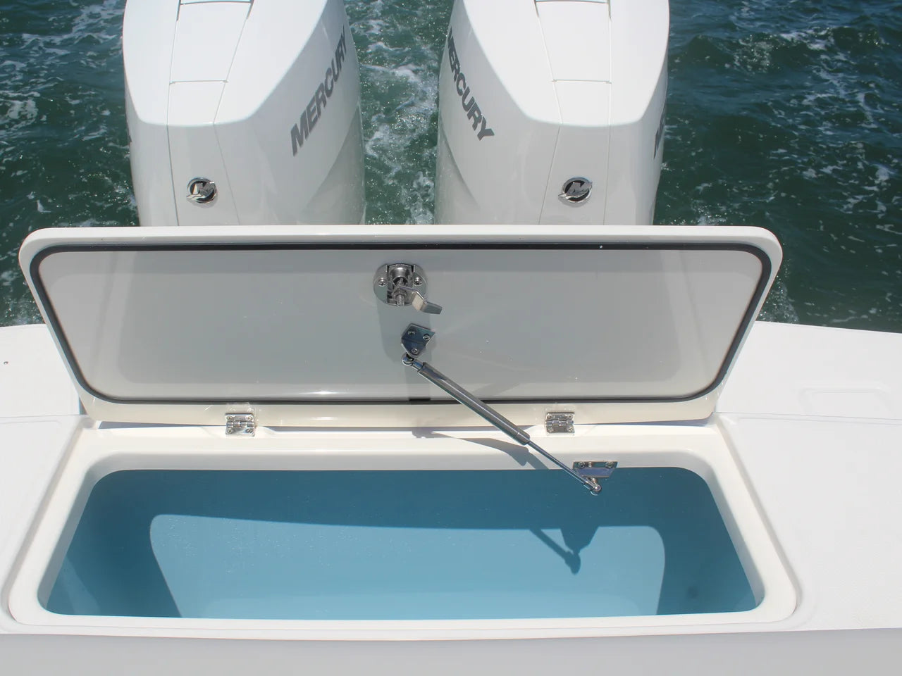 2026 Boston Whaler 330 Outrage 33.0 feet, Wrightsville Beach, North Carolina #12
