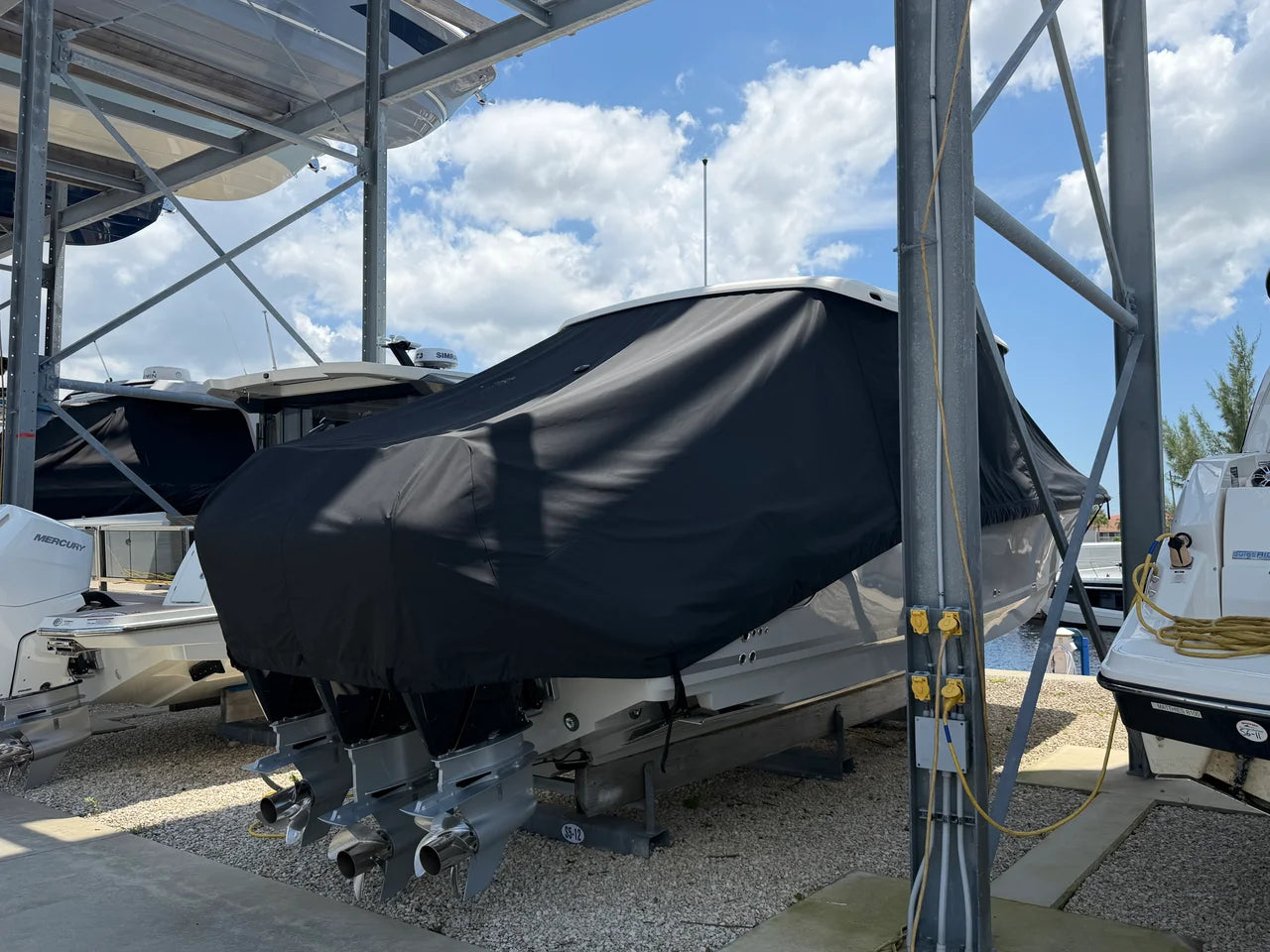 2025 Boston Whaler 350 REALM 35.0 feet, Fort Myers, FL #3