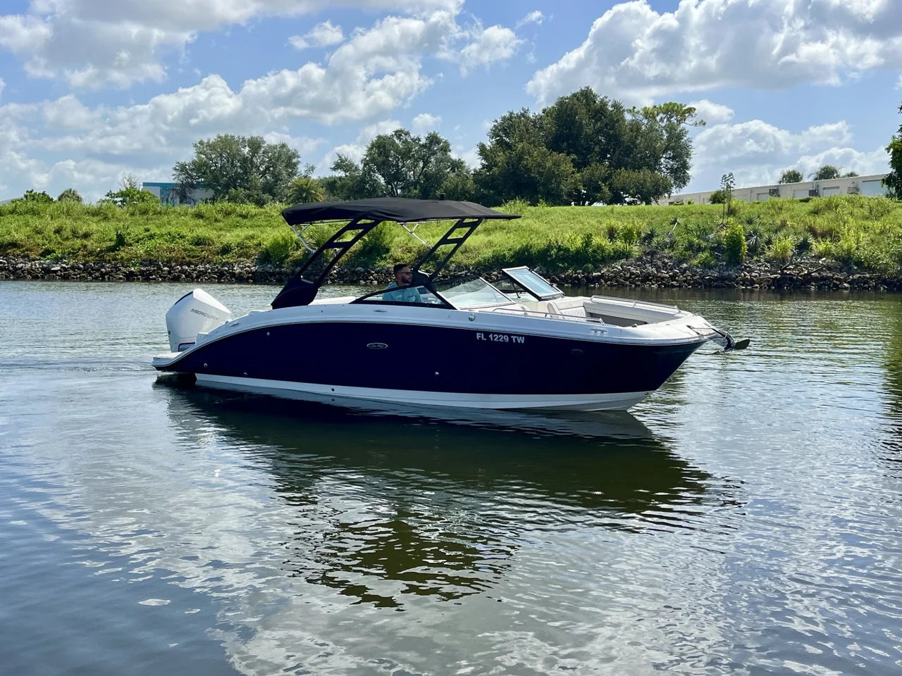 2024 Sea Ray 270 SDX OB 27.0 feet, Venice, Florida #1