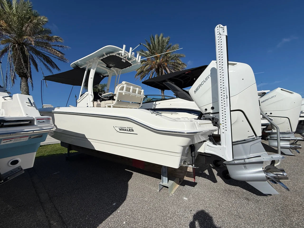 2027 Boston Whaler 250 Dauntless 25.0 feet, Venice, Florida #1