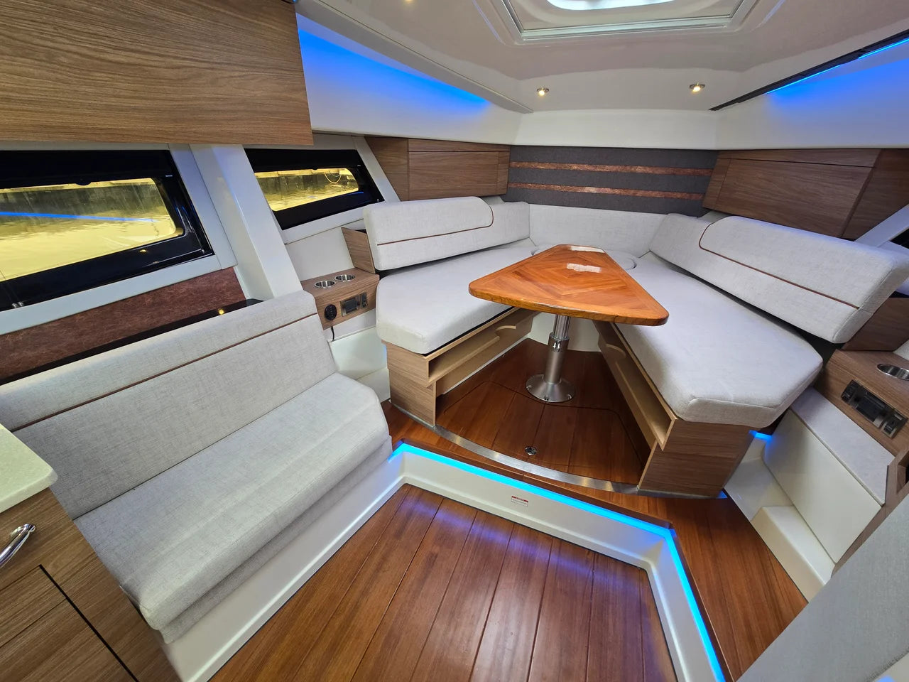 2026 Boston Whaler 365 Conquest 36.0 feet, Charleston, SC #39