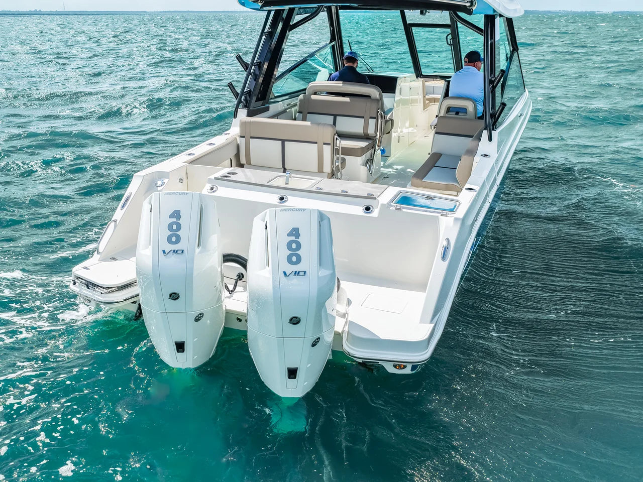 2026 Boston Whaler 330 Vantage 33.0 feet, Clearwater, Florida #15