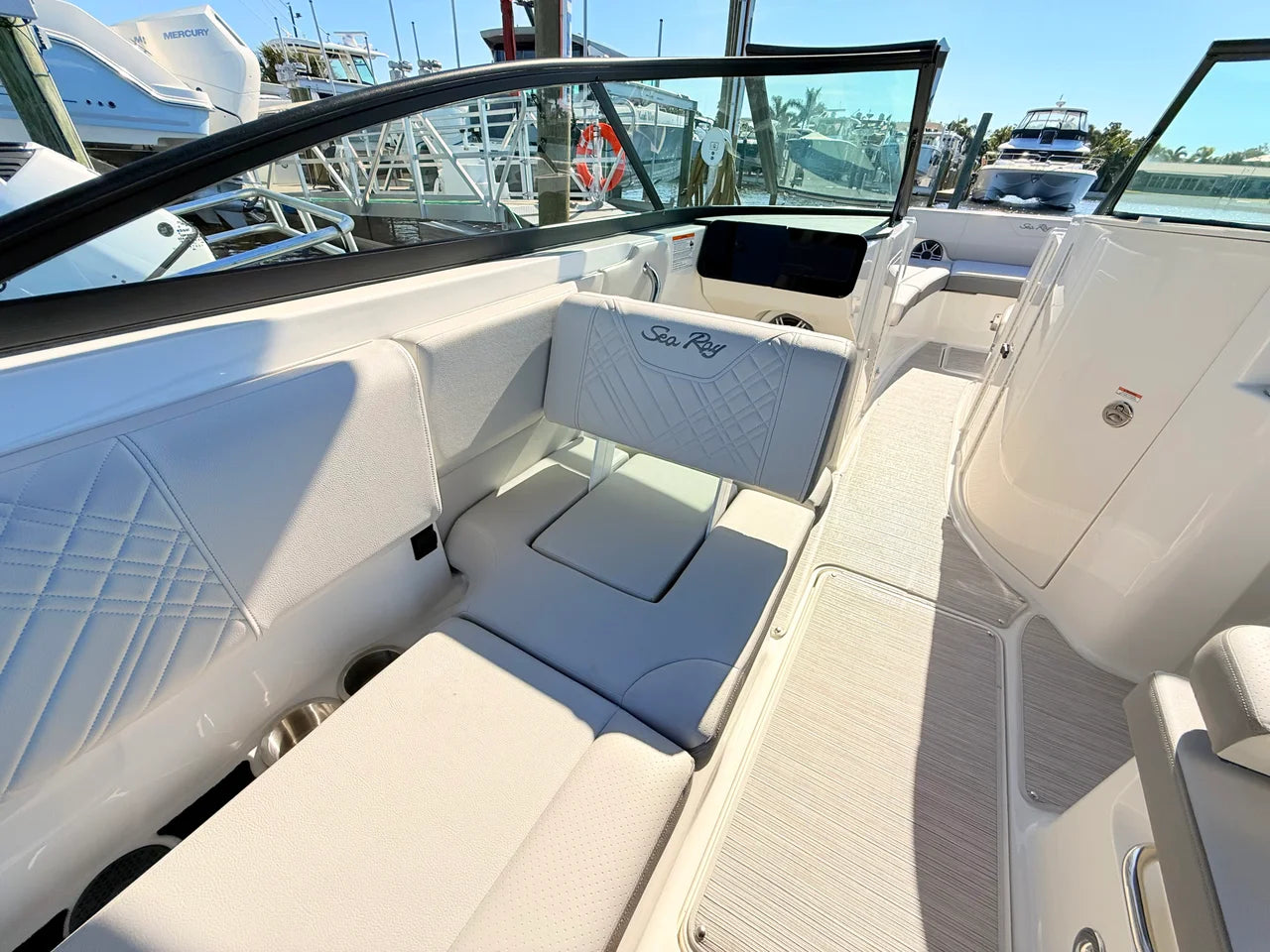2027 Sea Ray SDX 270 Outboard 27.0 feet, St Petersburg, FL #46