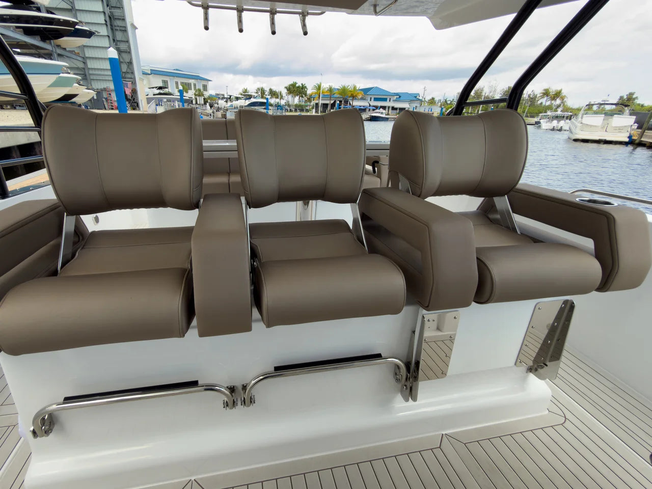 2026 Cruisers Yachts 38 VTR 38.0 feet, Fort Myers, FL #17