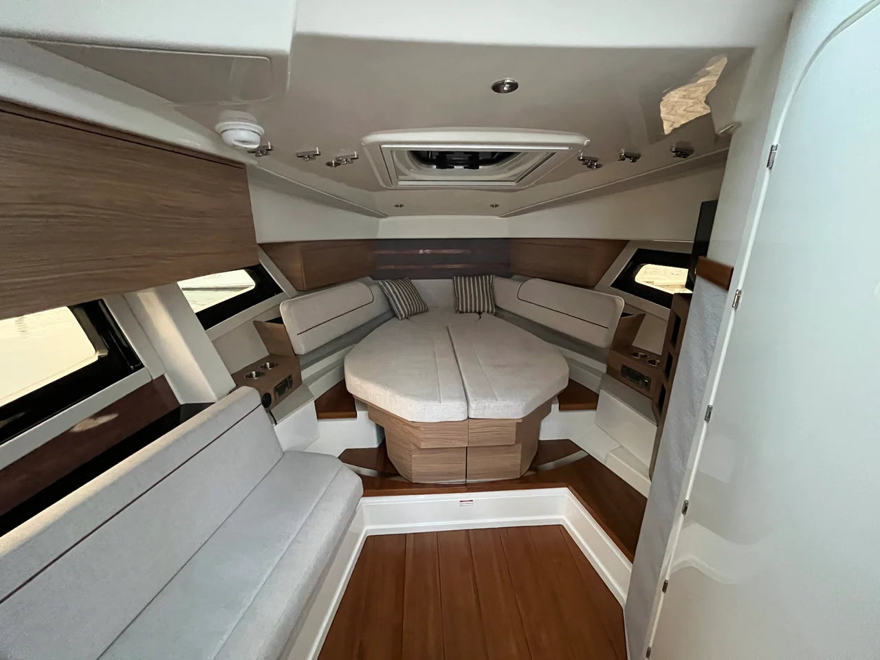 2026 Boston Whaler 365 Conquest 36.0 feet, Norwalk, Connecticut #48