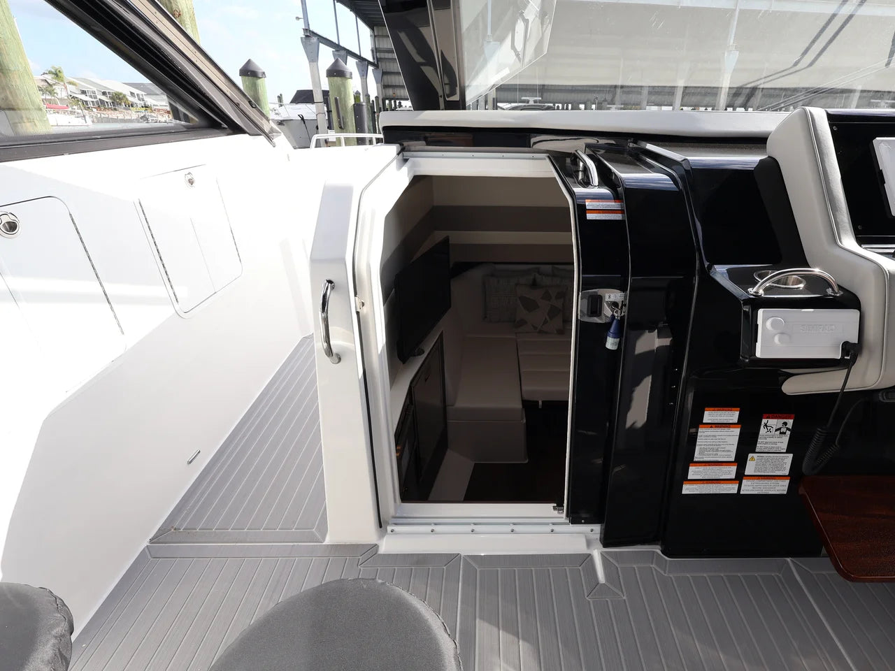 2026 Cruisers Yachts 42 GLS Outboard 42.0 feet, Naples, Florida #30